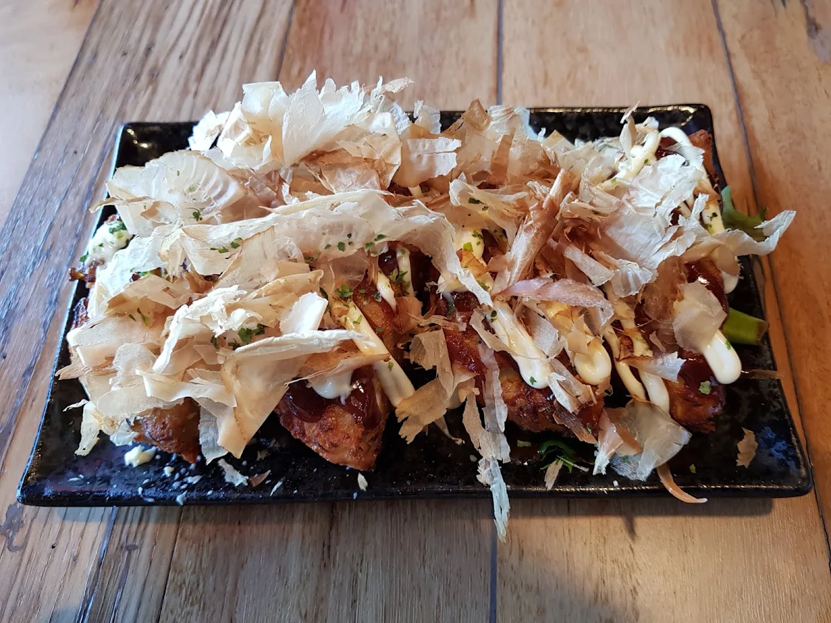 Okonomiyaki, Akira Sushi