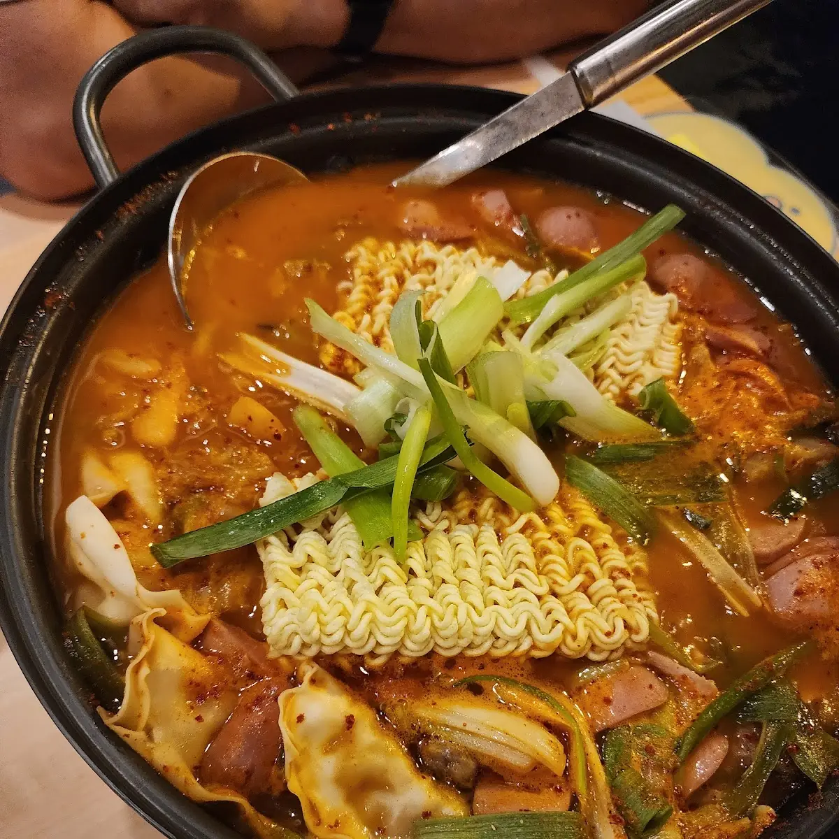 budae jjigae 부대찌개