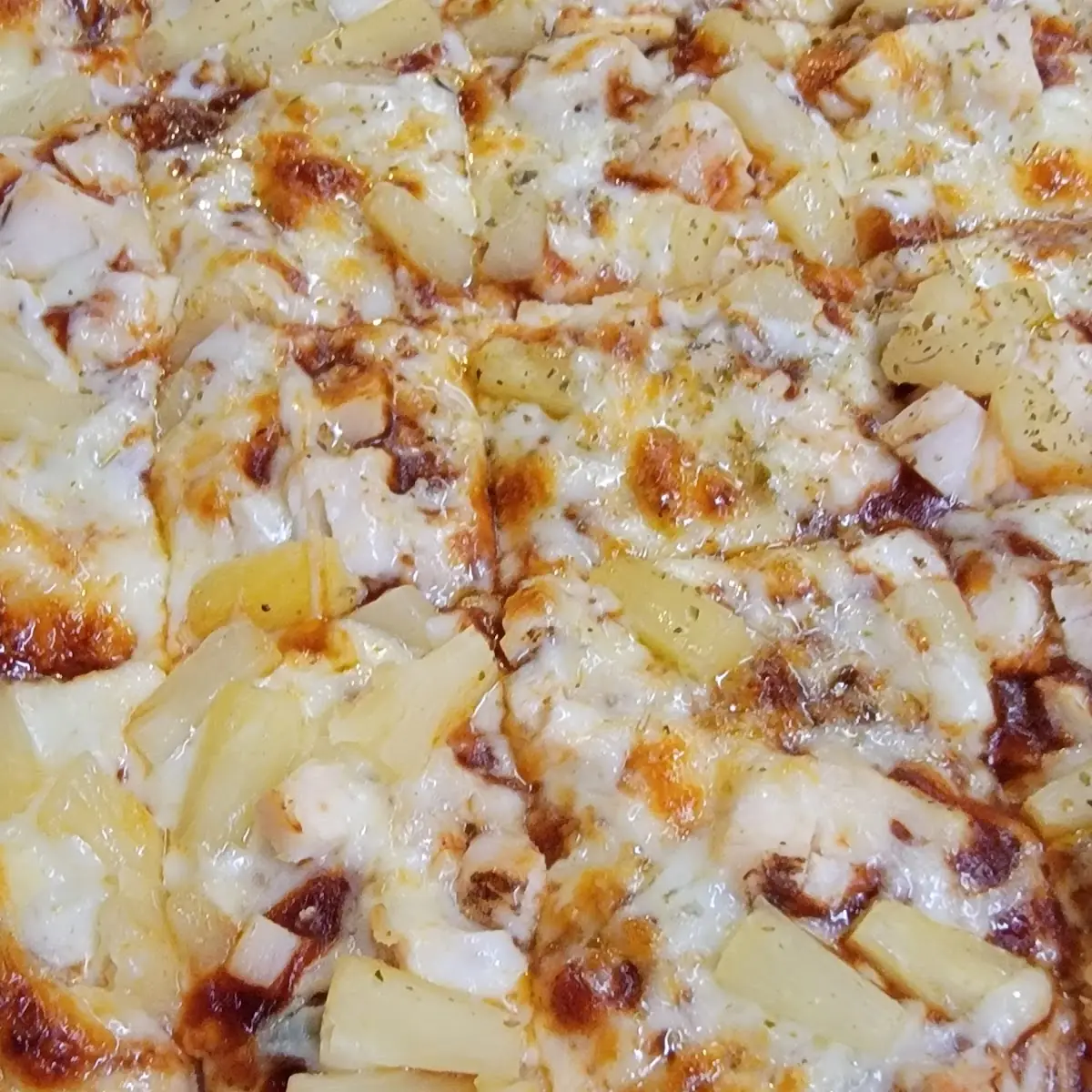 BBQ Chicken Pizza with Pineapples