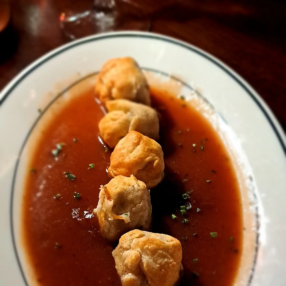 Short Rib in Puff Pasteis