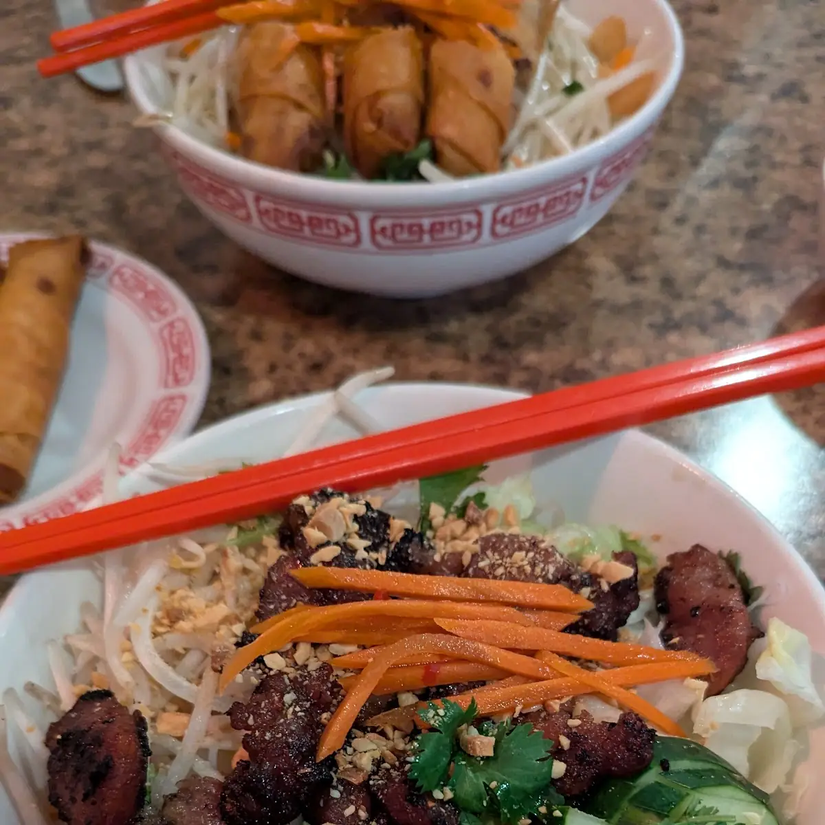 Grilled Pork with Rice Noodle