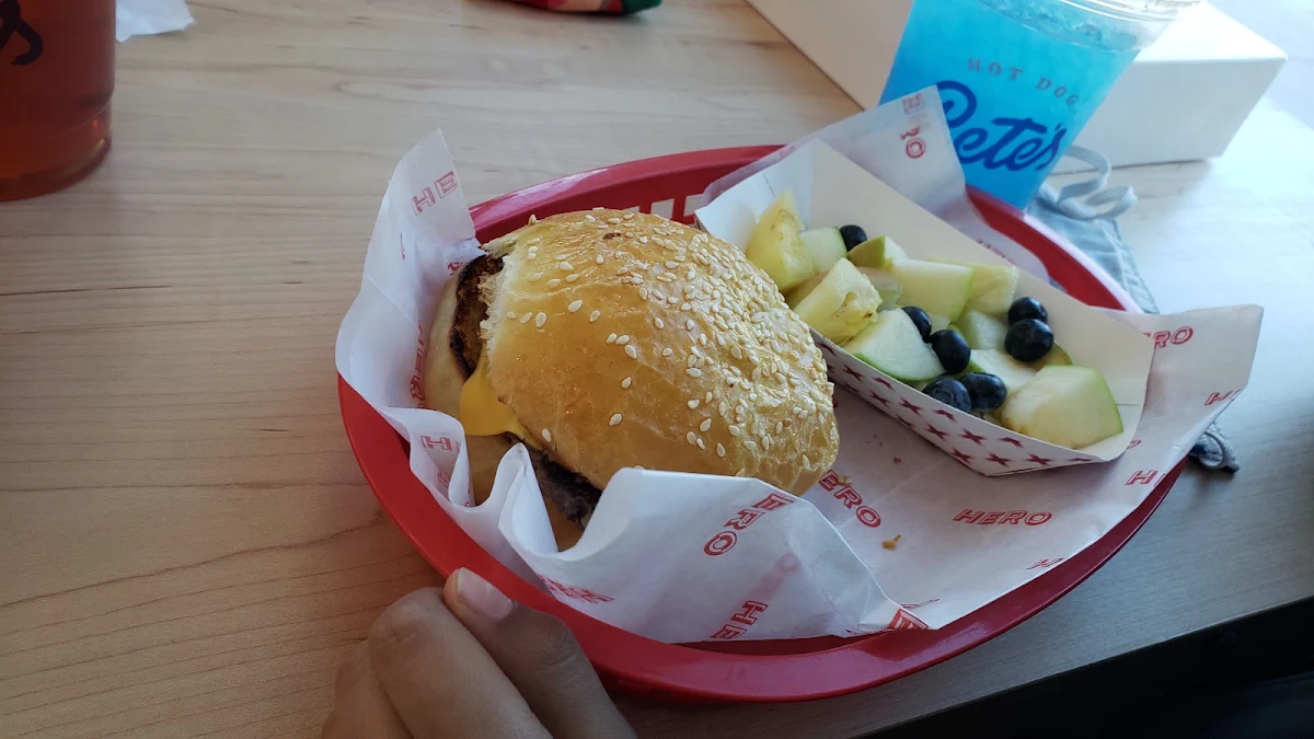 Kids Cheeseburger