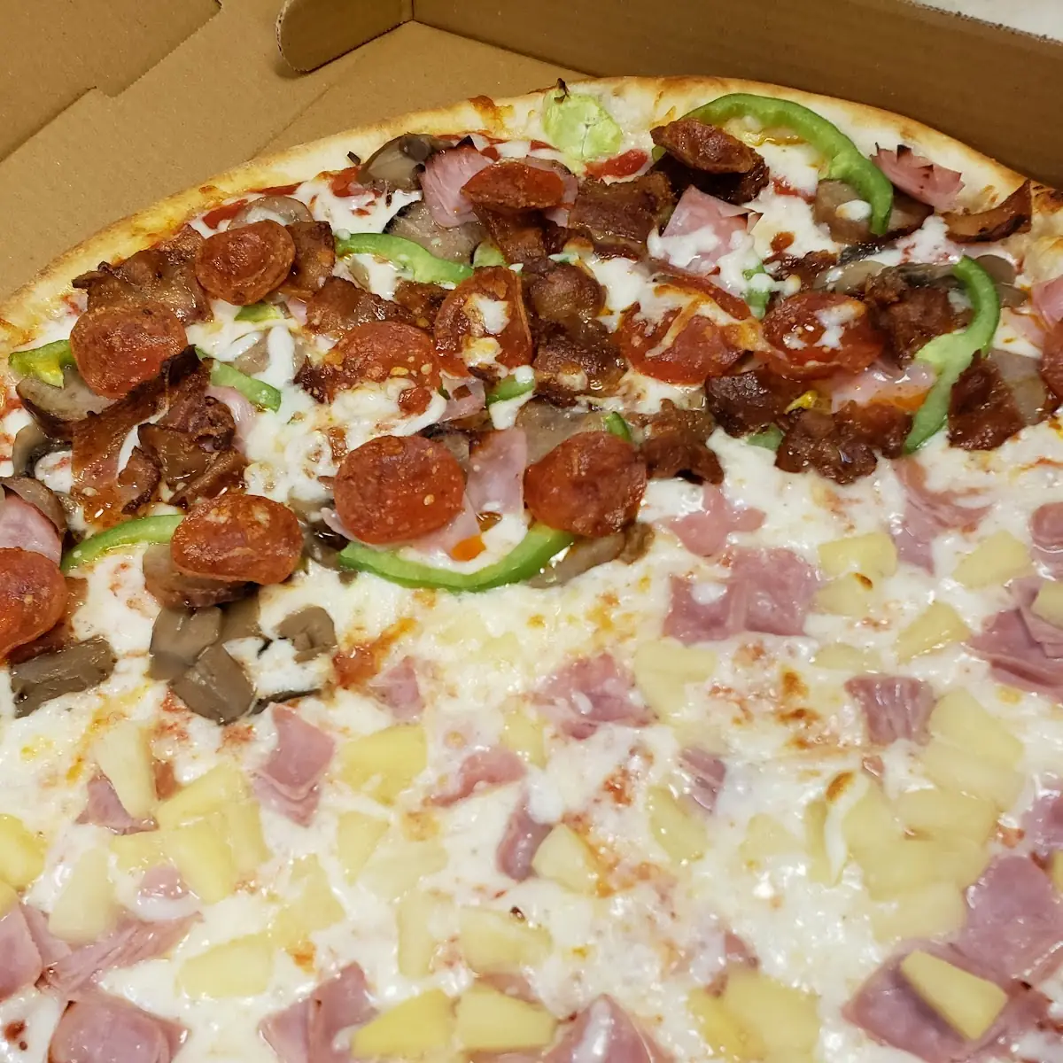 Hawaiian Pizza