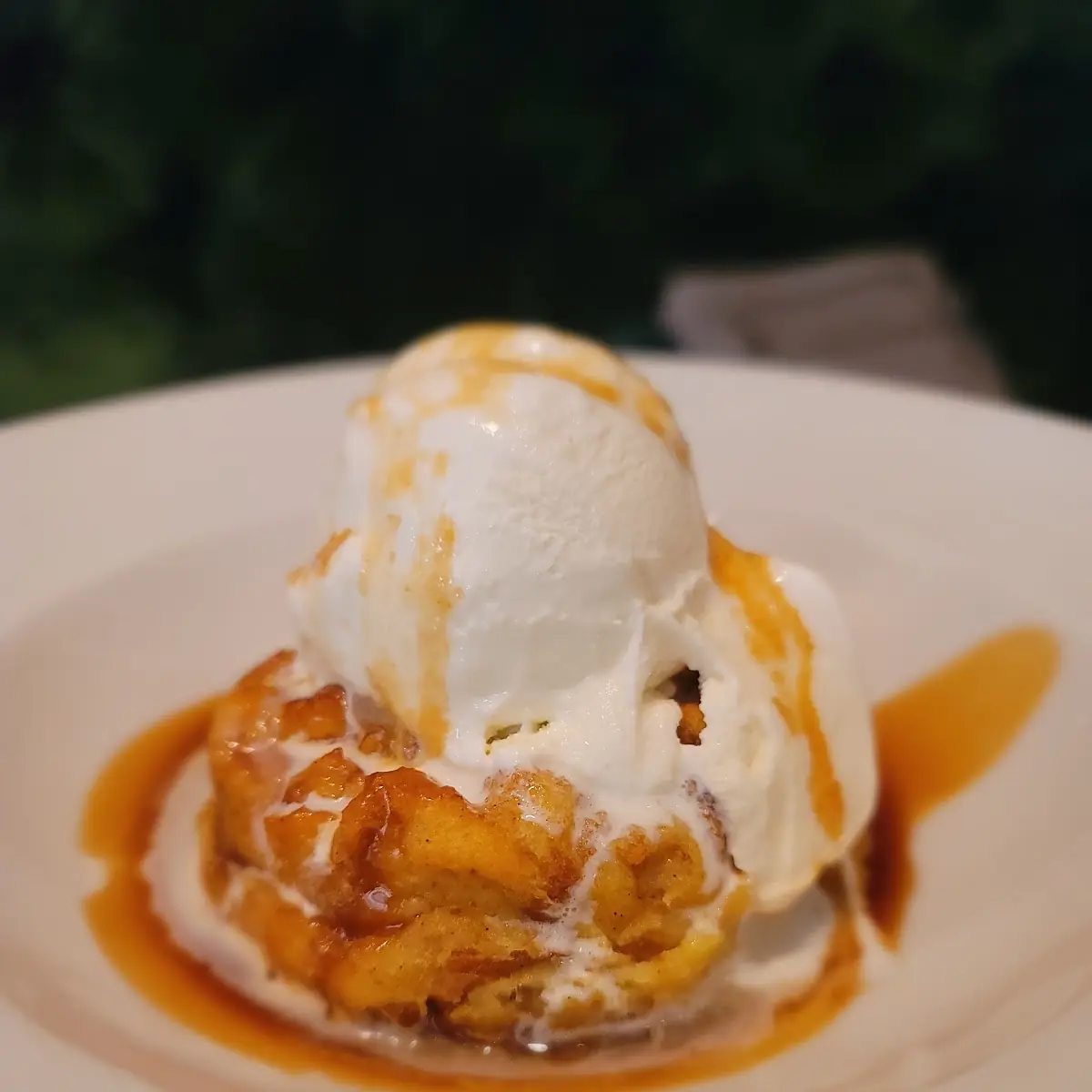Butterscotch Blondie Sundae