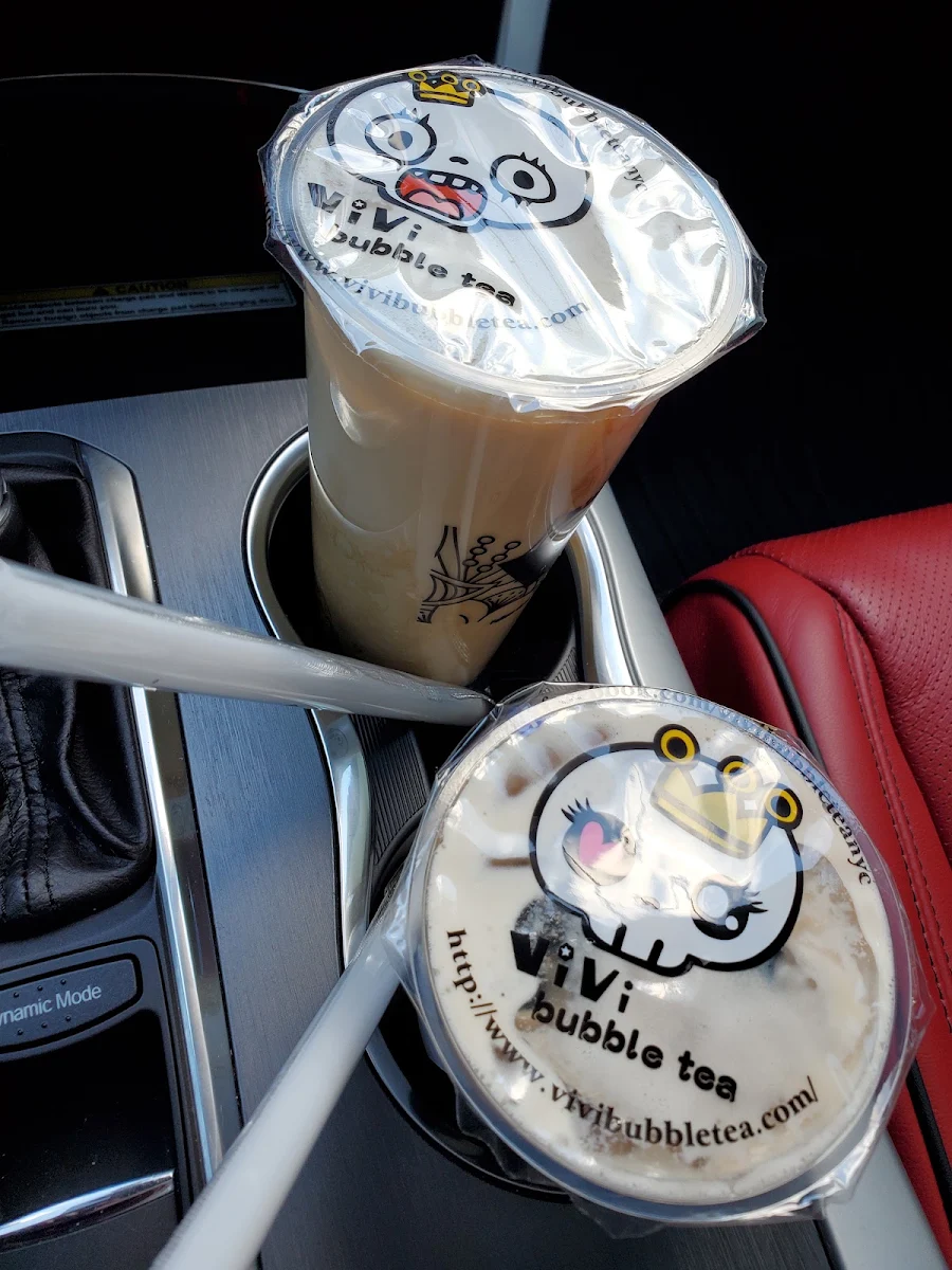 Oolong Milk Tea & 3q Black Tea