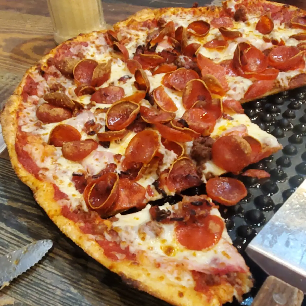 Meat Lovers Pizza Med