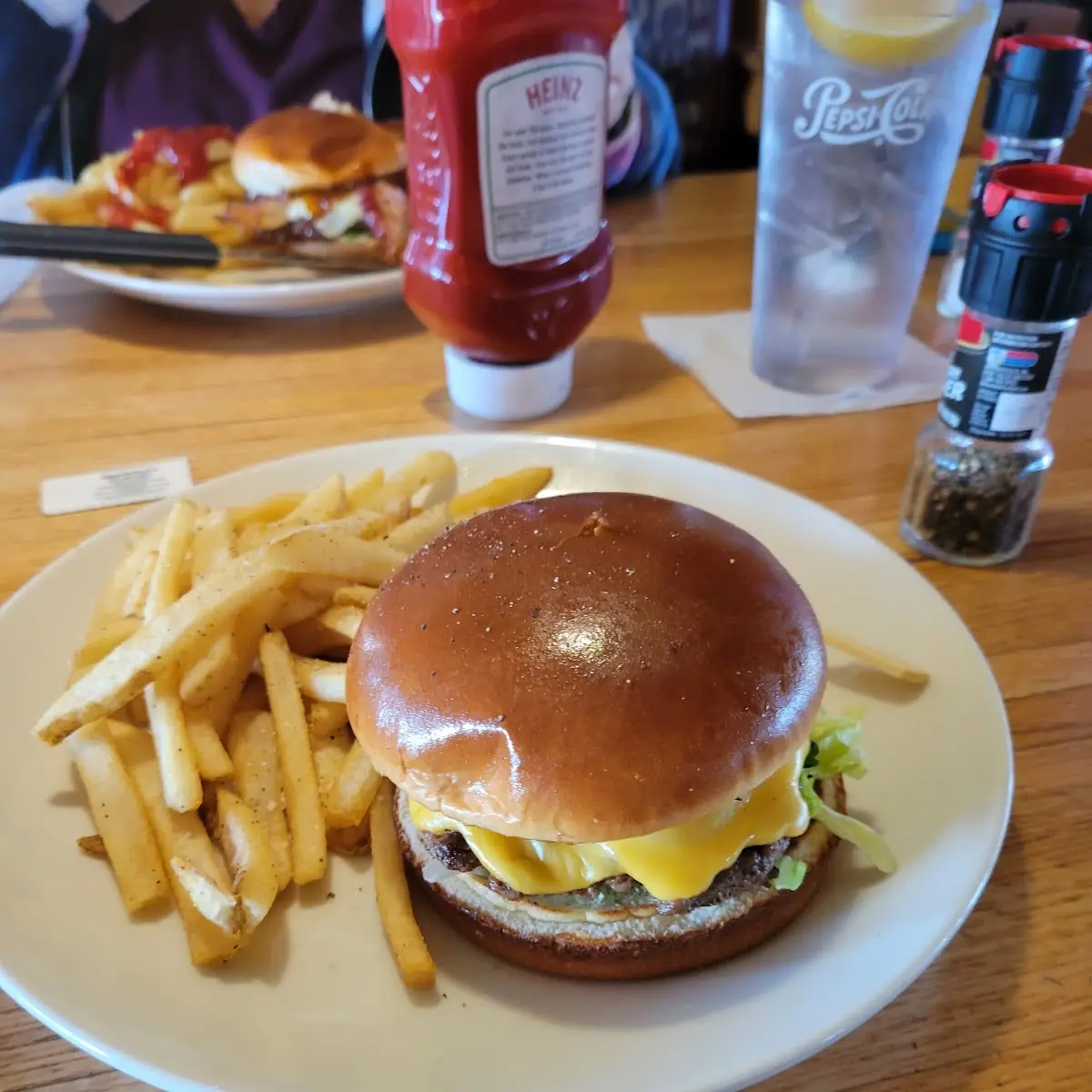Double Cheeseburger Combo