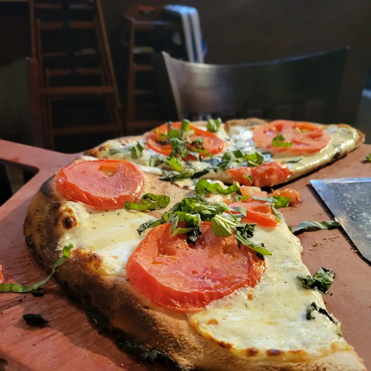 Tomato Basil Pizza