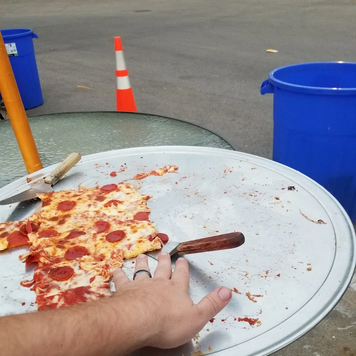 Super Pepperoni Pizza