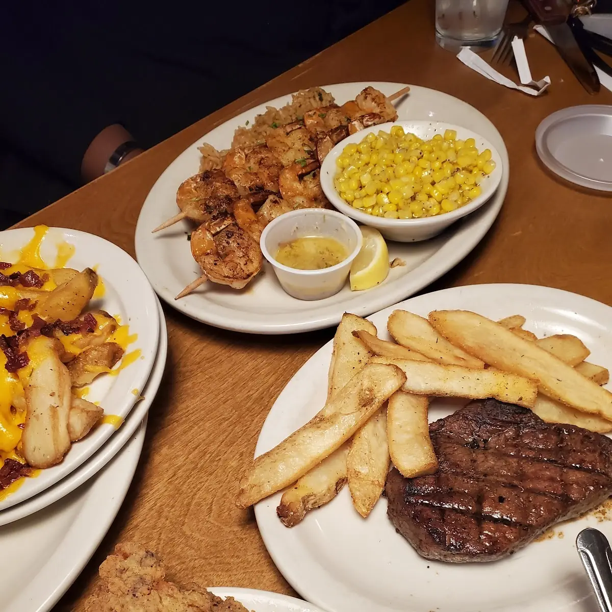 Buttered Corn House Salad Steak Fries