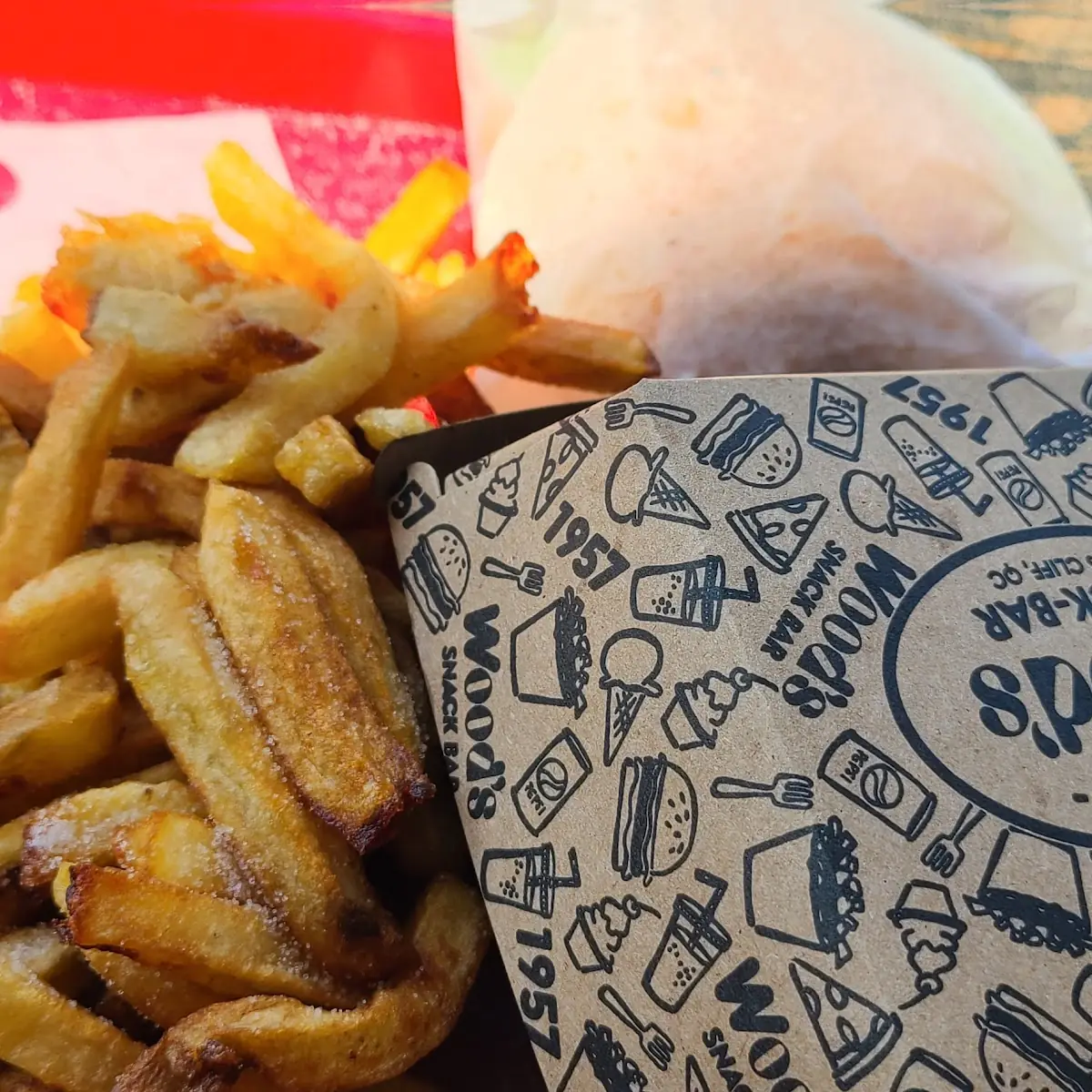 Mini Wood's Burger, Wood's Snack Bar