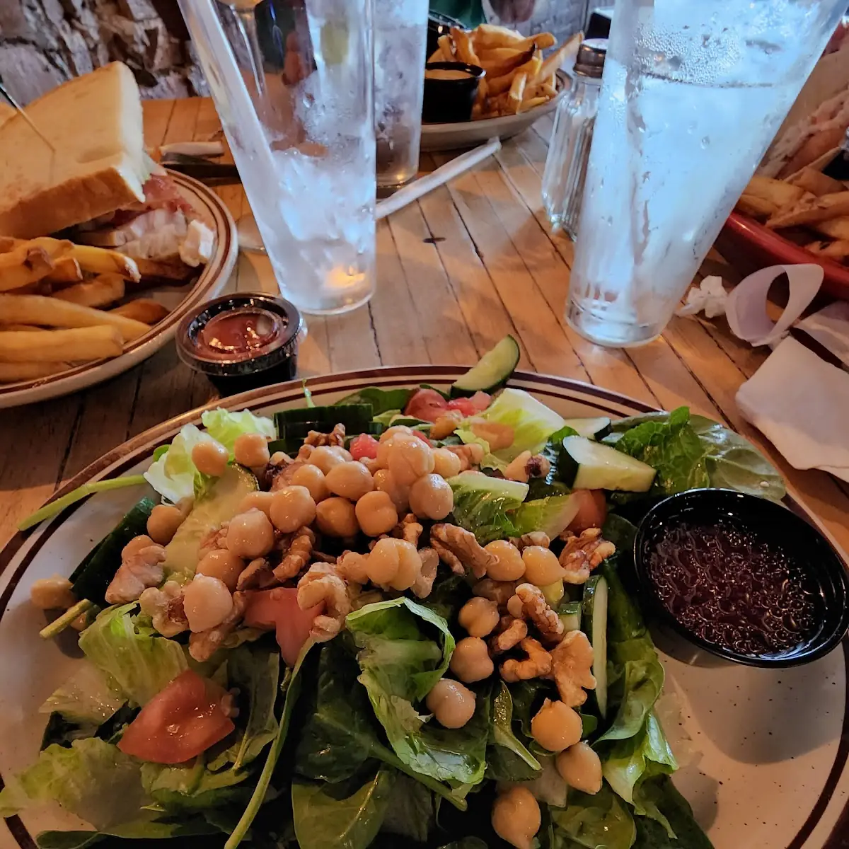 Lake House Salad