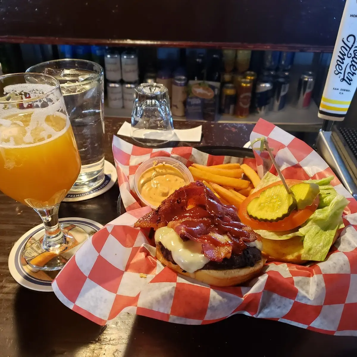 Cheeseburger Deluxe