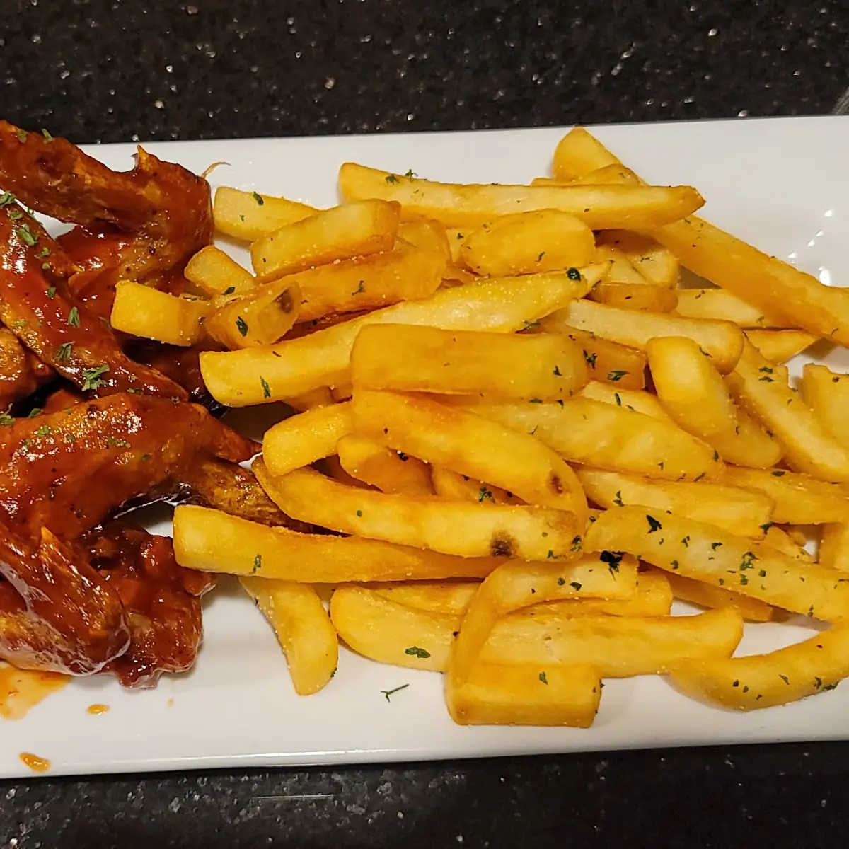 BBQ Wings and Fries
