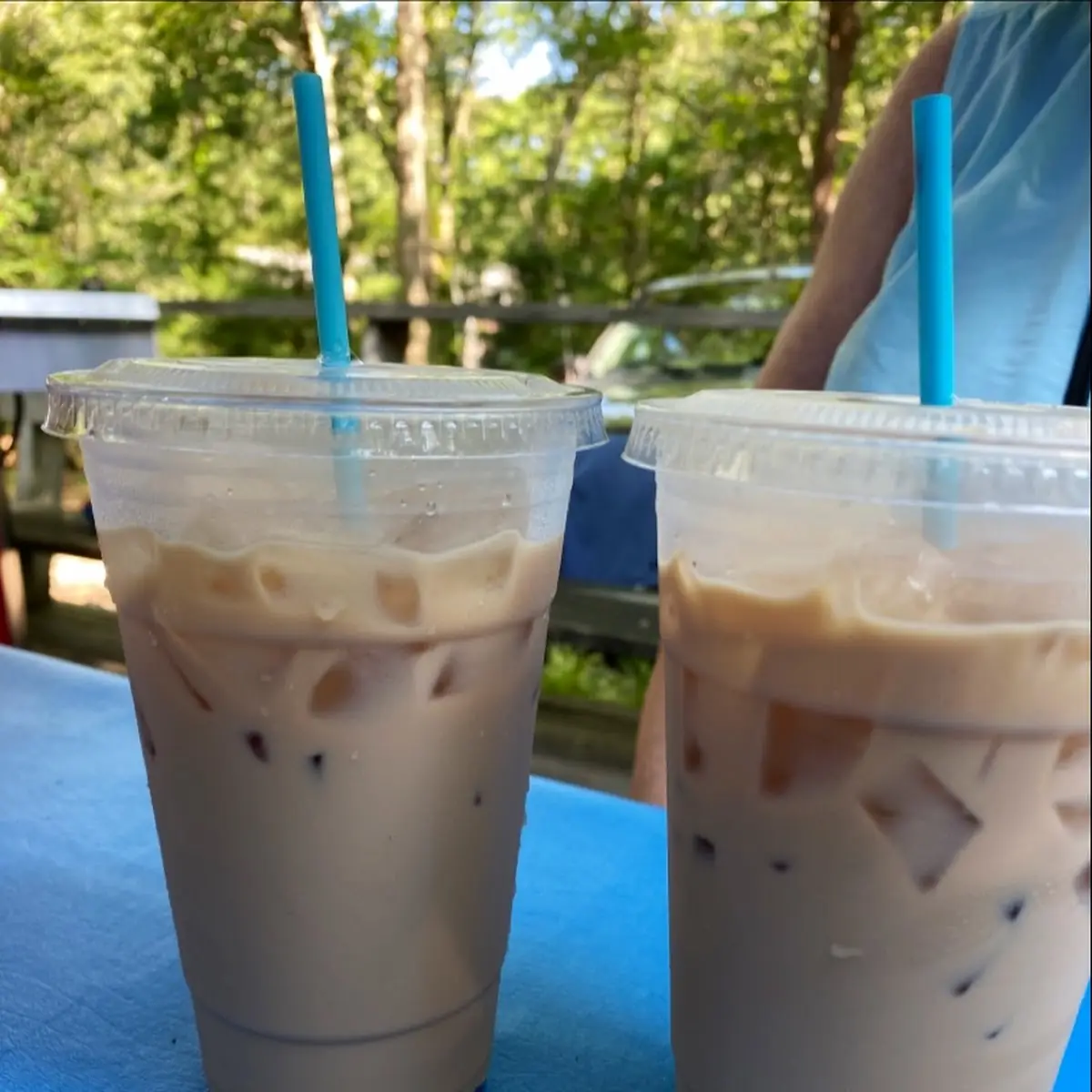 Iced Vanilla Lattes
