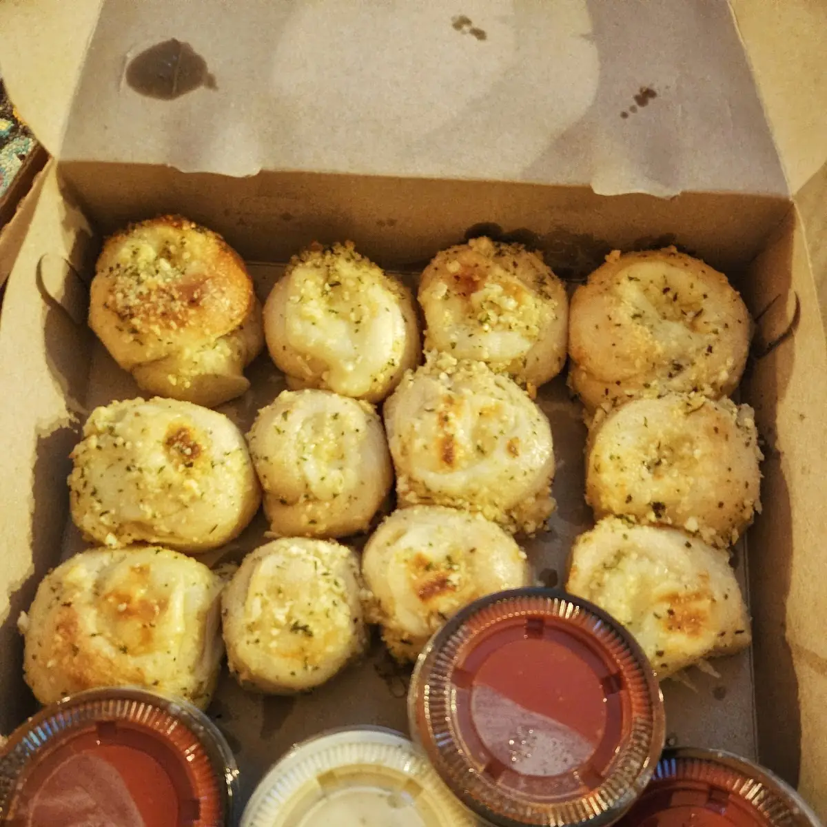 Cheesy Garlic Knots