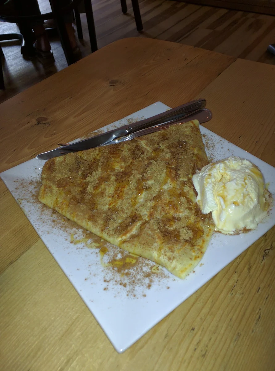 Apple Pie Crepe a La Mode