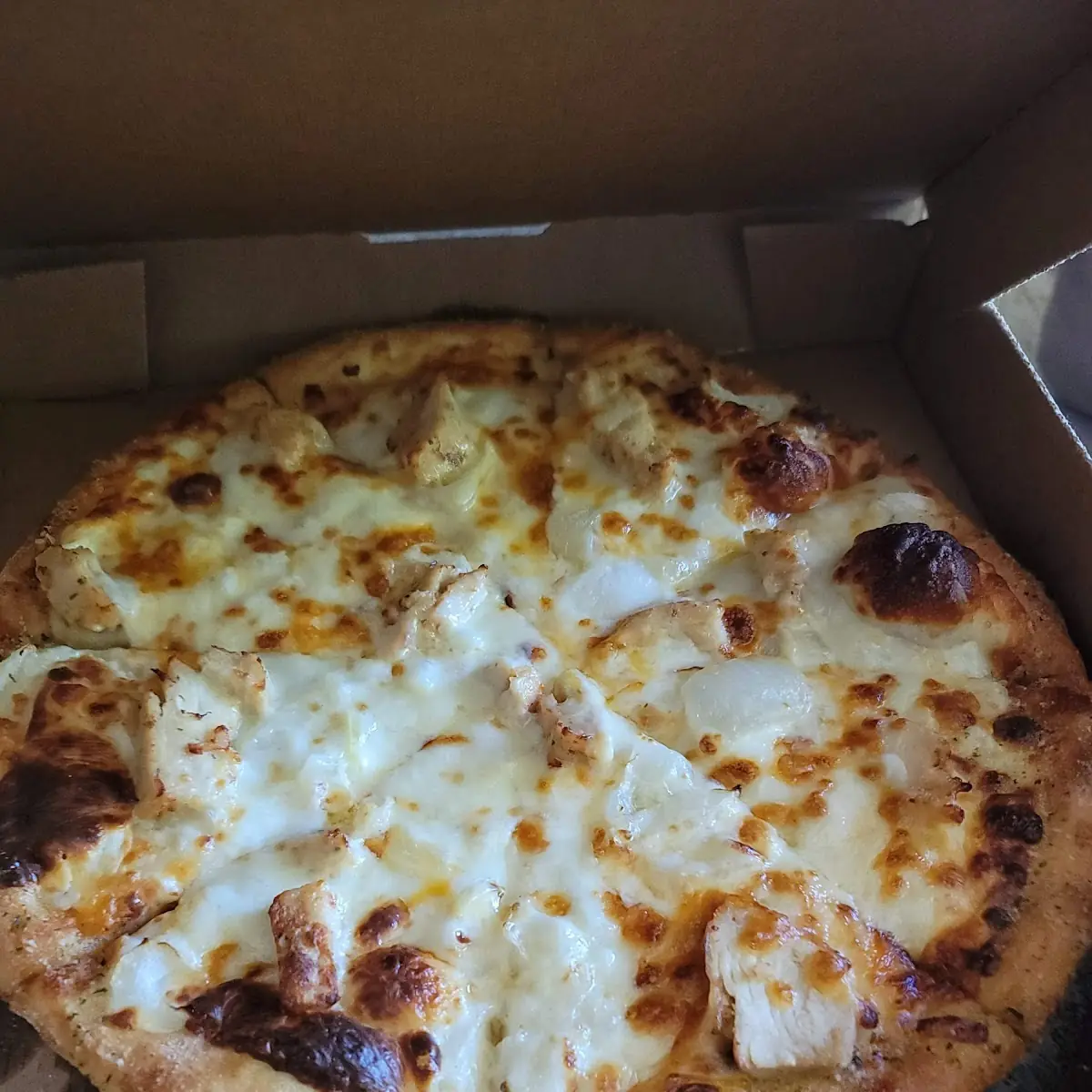 Buffalo Chicken Pizza Missing Buffalo Sauce