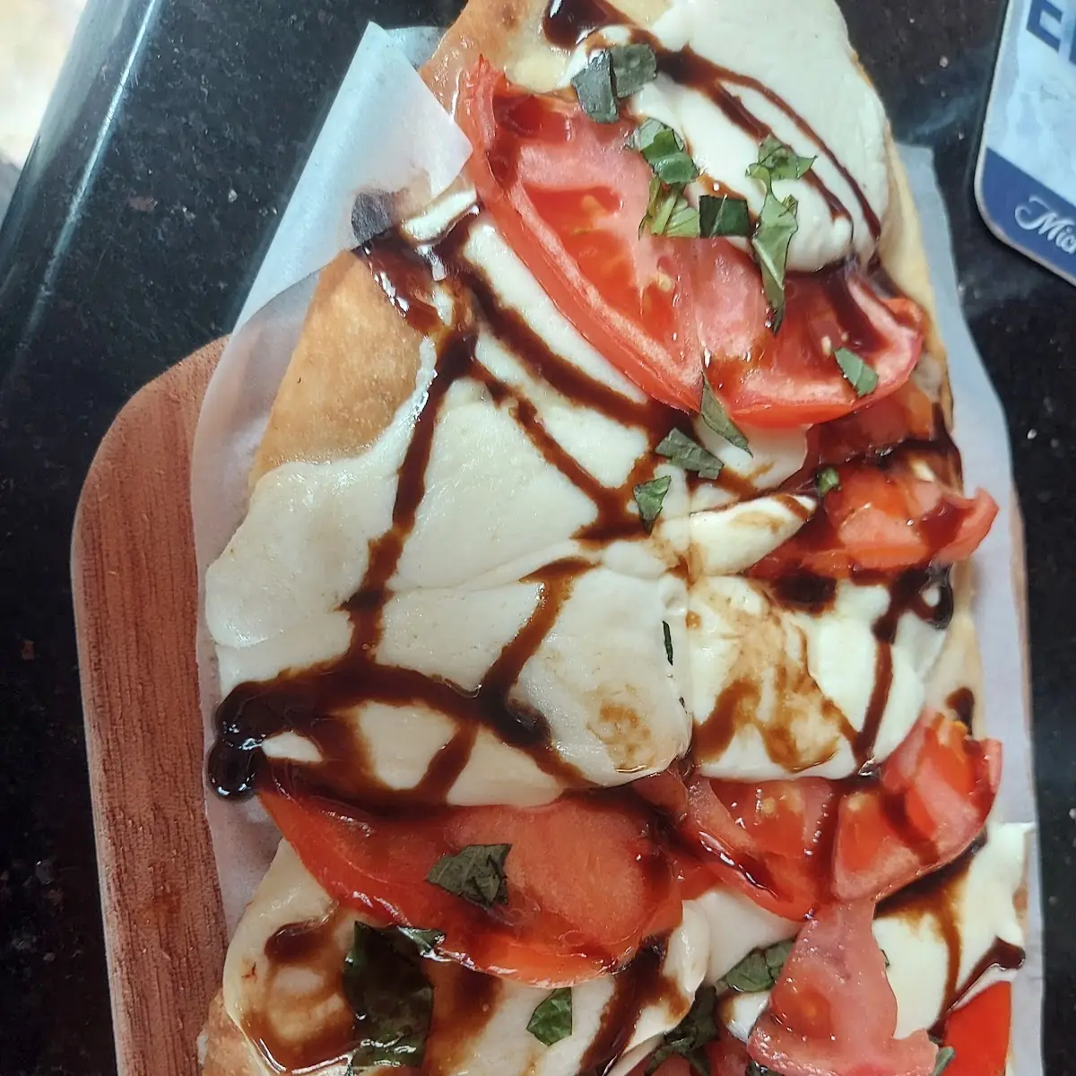 Margherita Flatbread Like a Personal Pizza