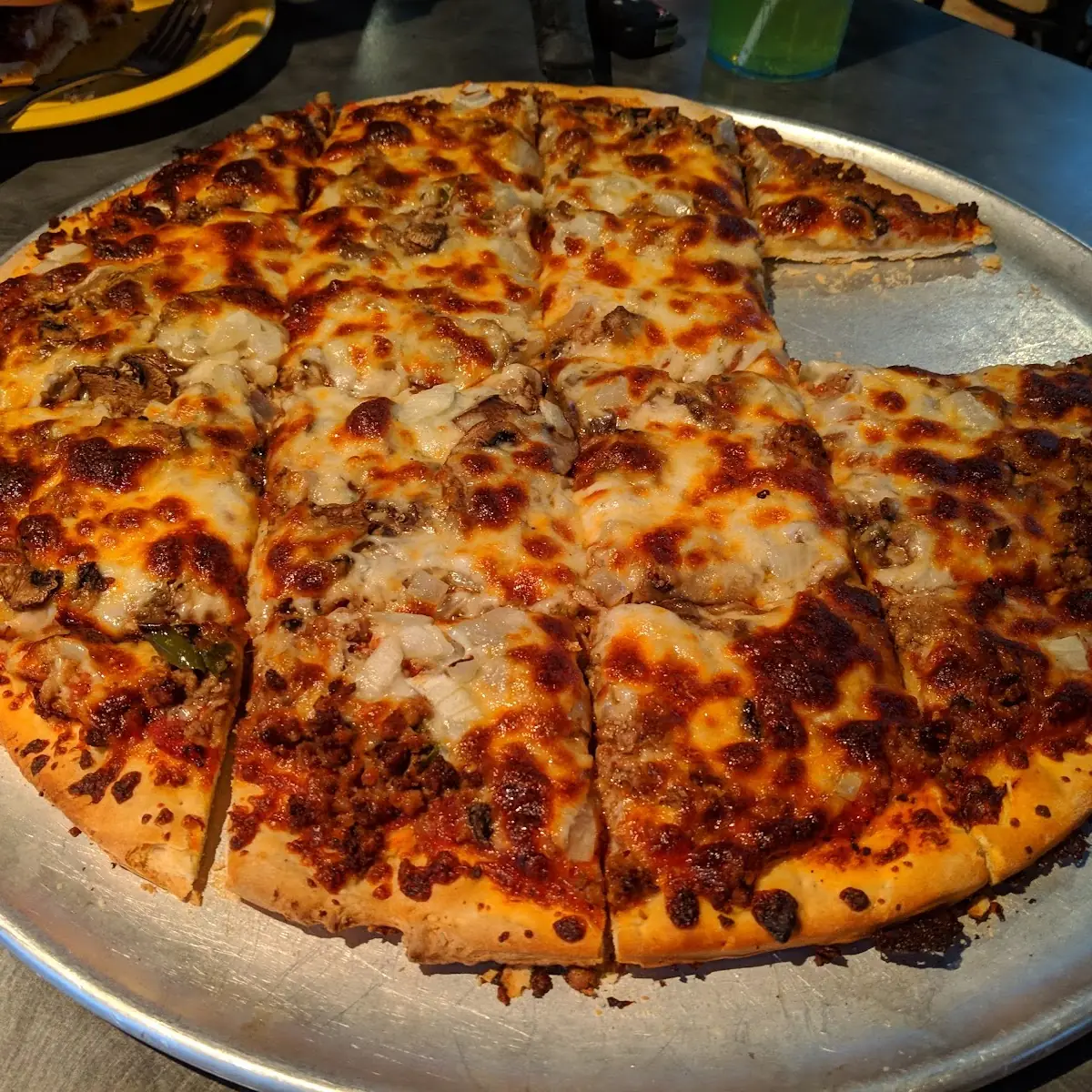Grinder Pizza
