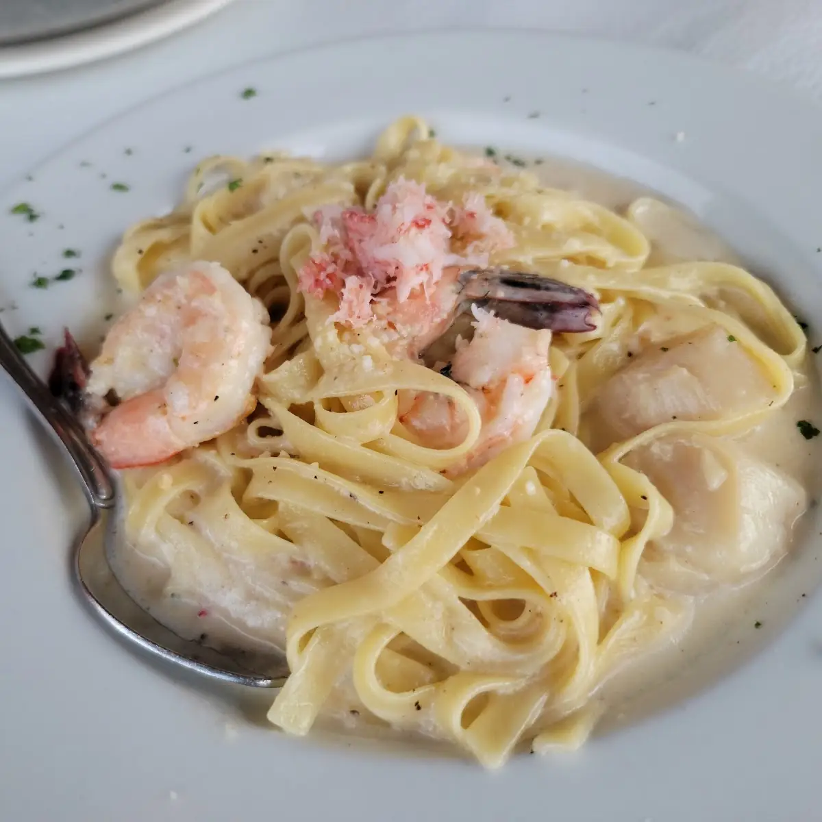 Seafood Alfredo Pasta