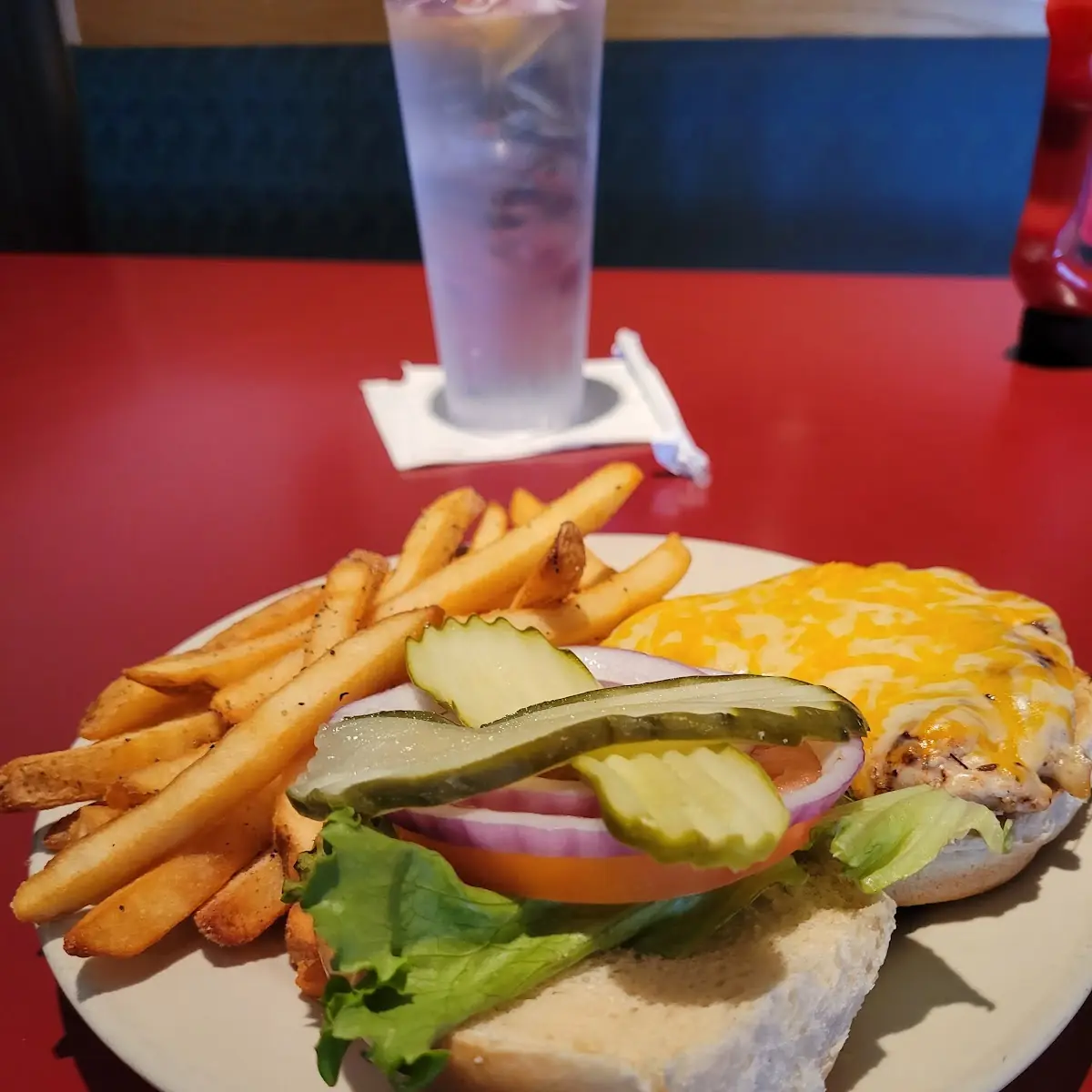 Grilled Chicken Sandwich Combo