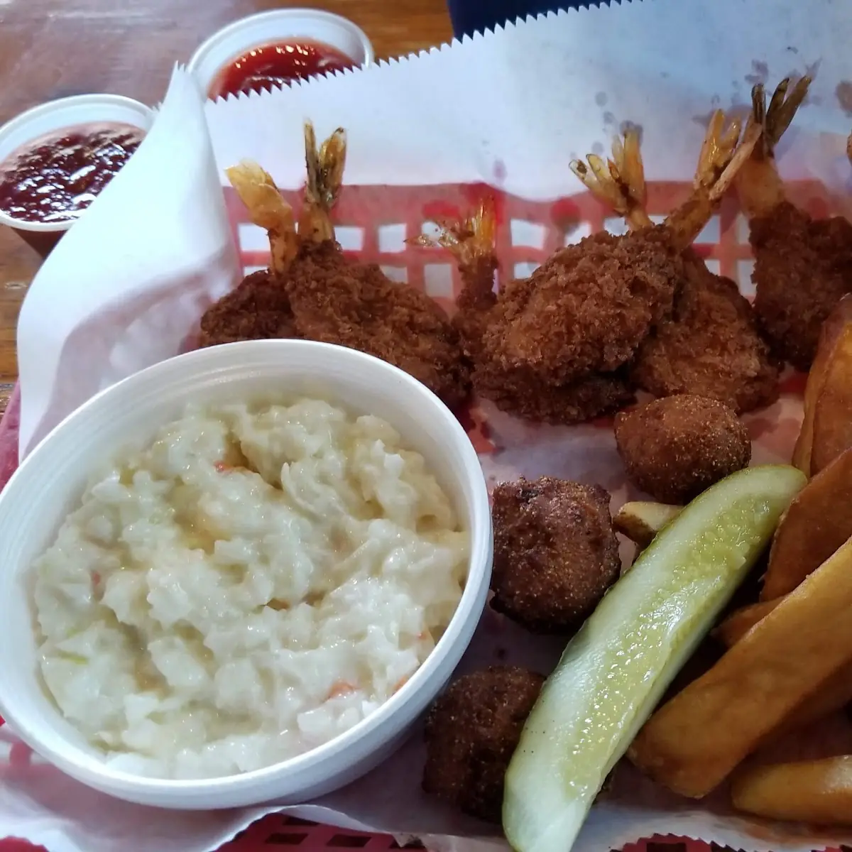 Fried Shrimp Basket with Fries
