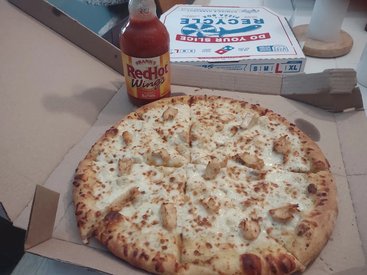 Large Premium Chicken Pizza