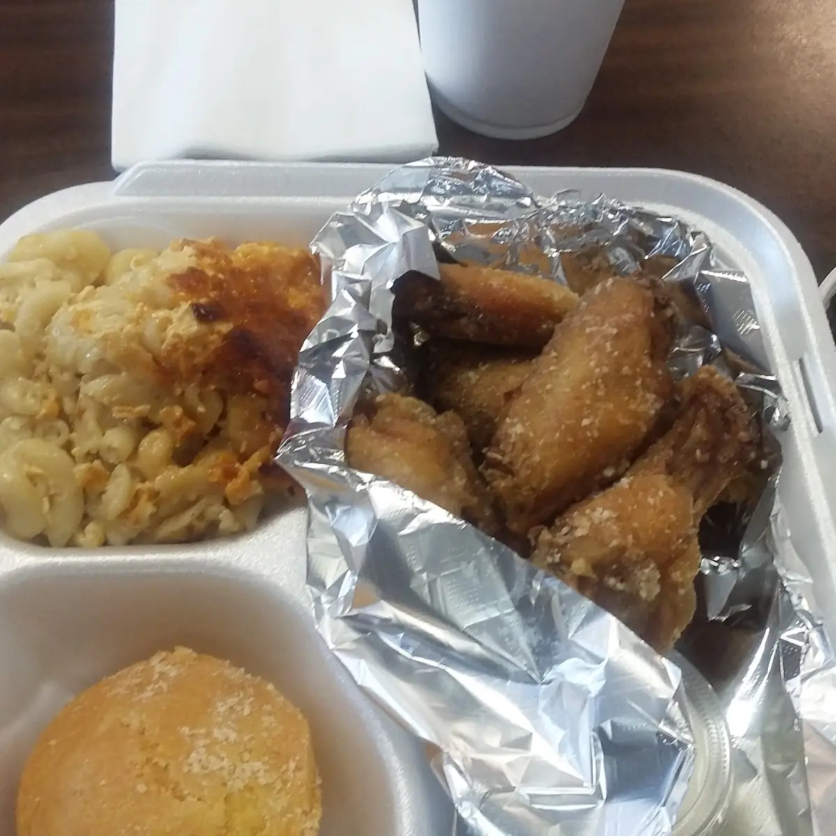 Wings Mac and Cheese