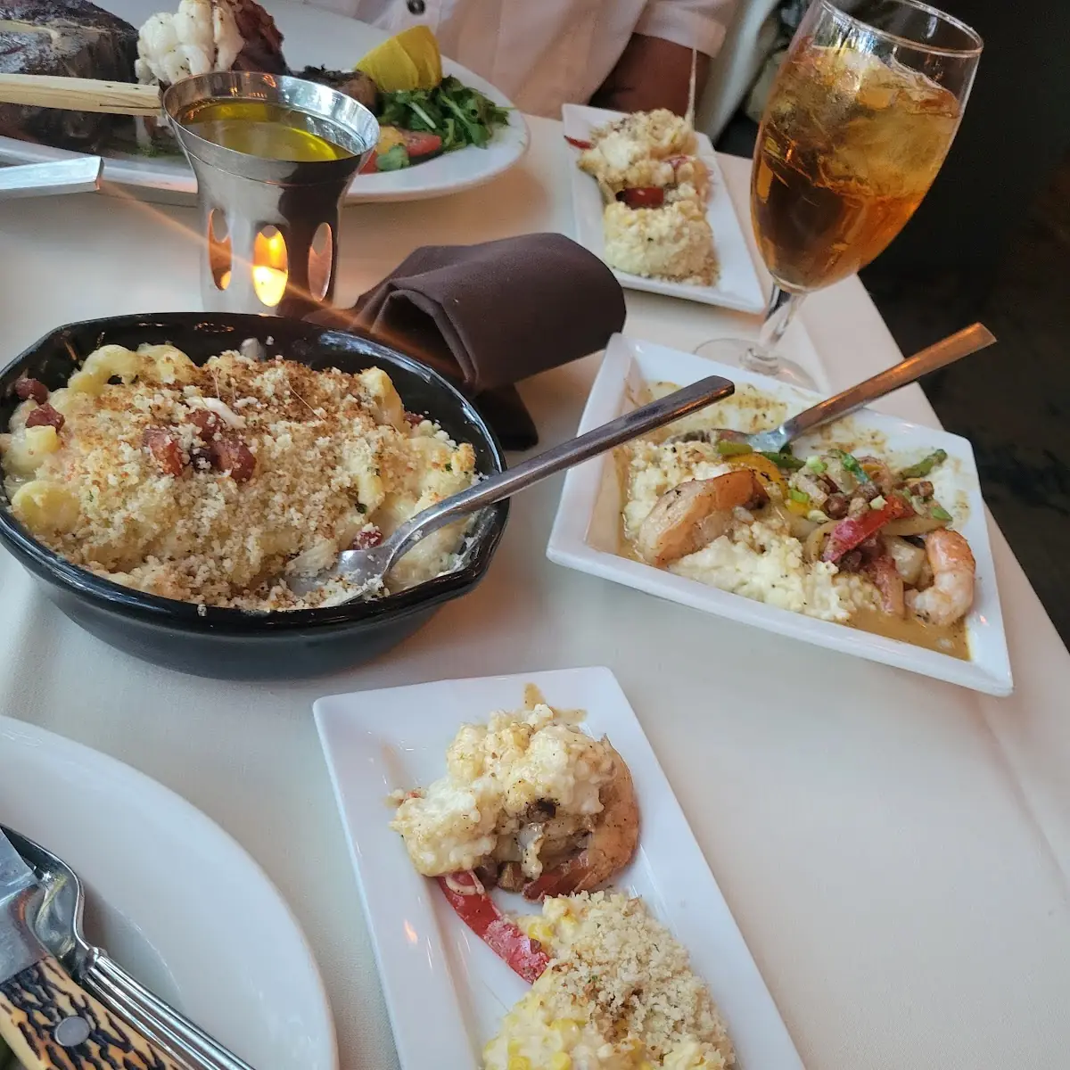 Lobster & Smoked Bacon Mac N Cheese
