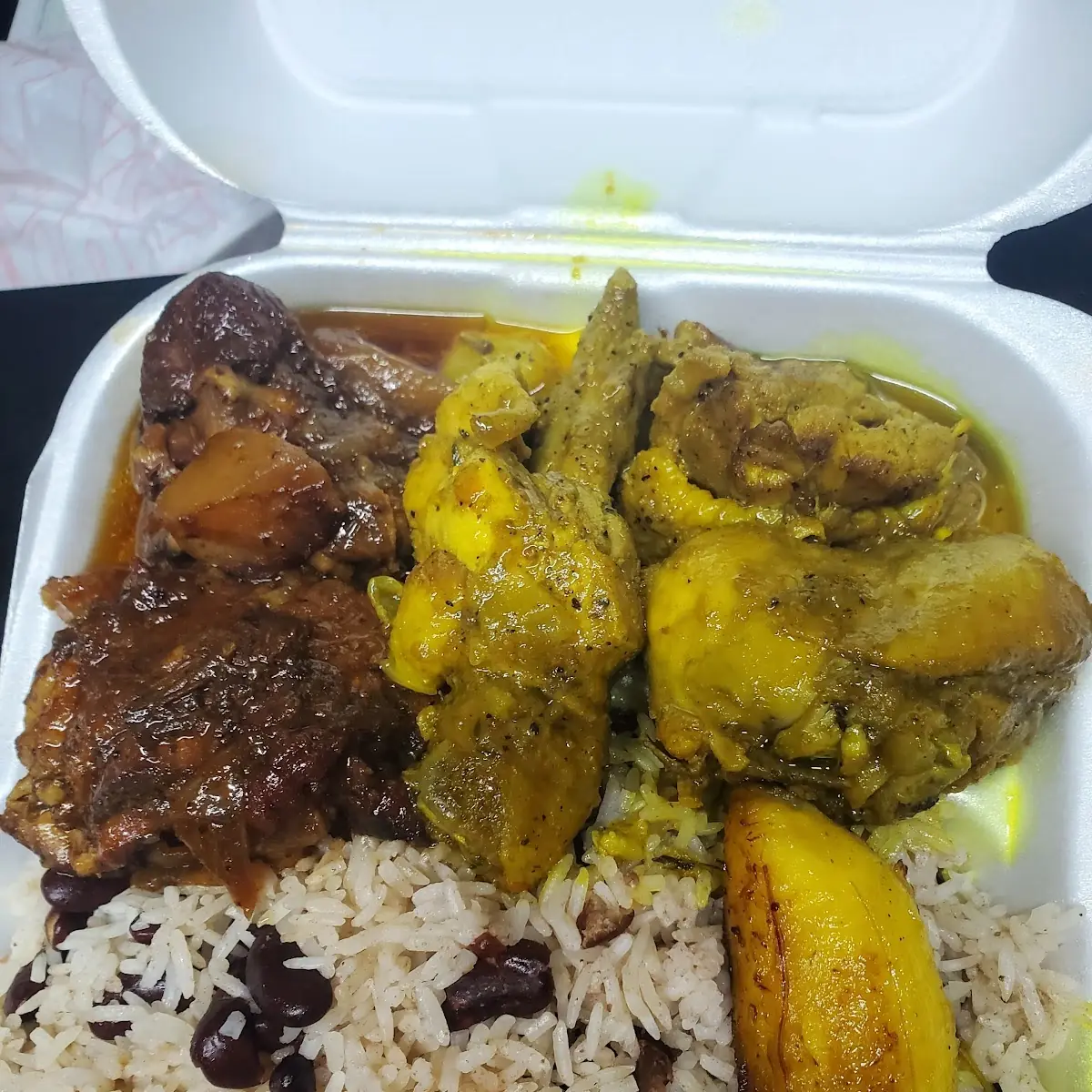 Brown Stew Chicken Peas with 1 Side