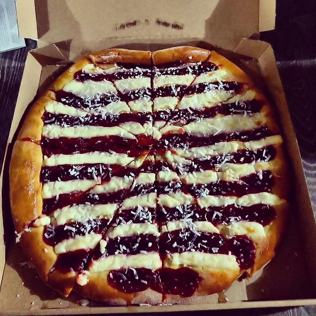 Dona De Queso Guayaba En Forma De Pizza