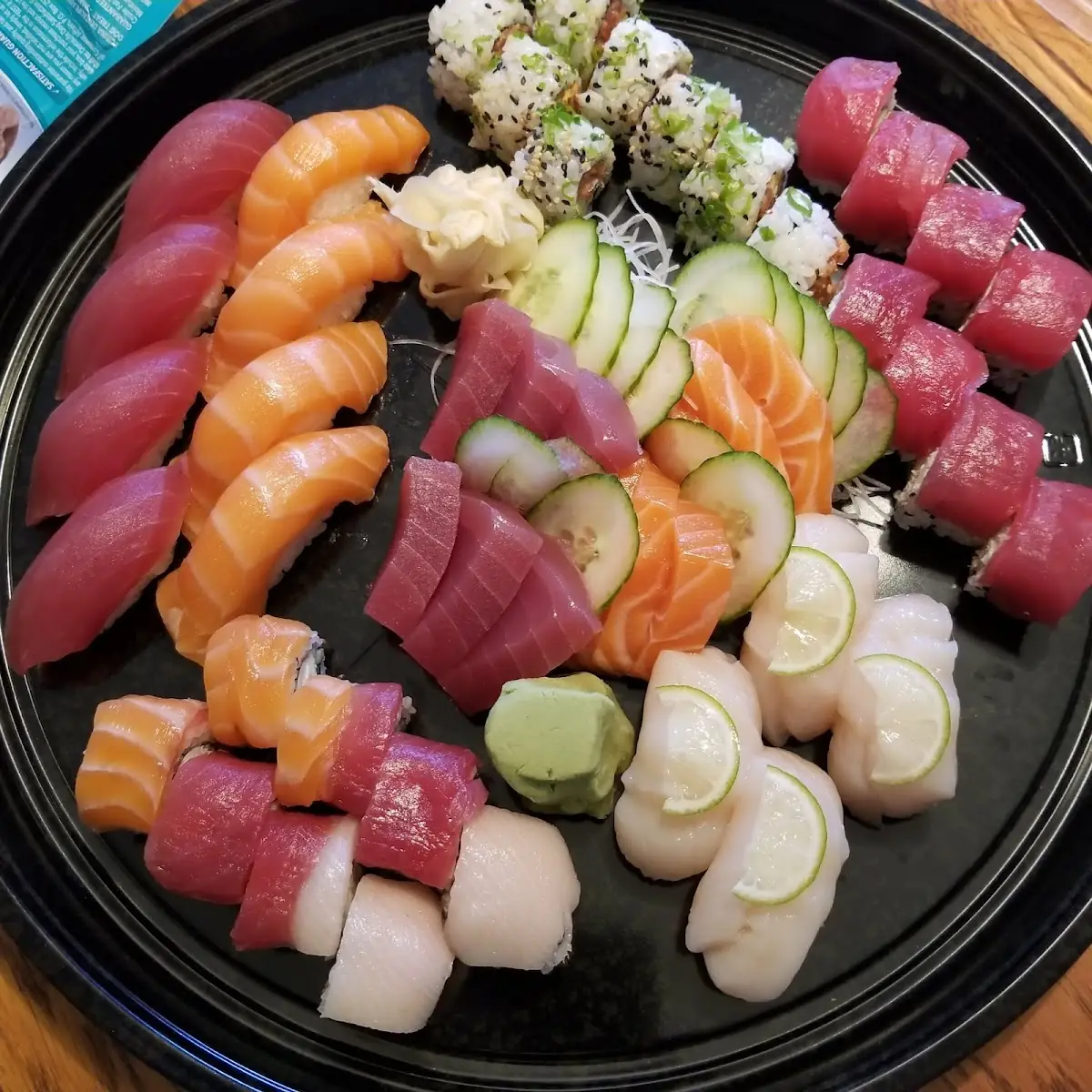 Sushi Roll and Sashimi Dinner