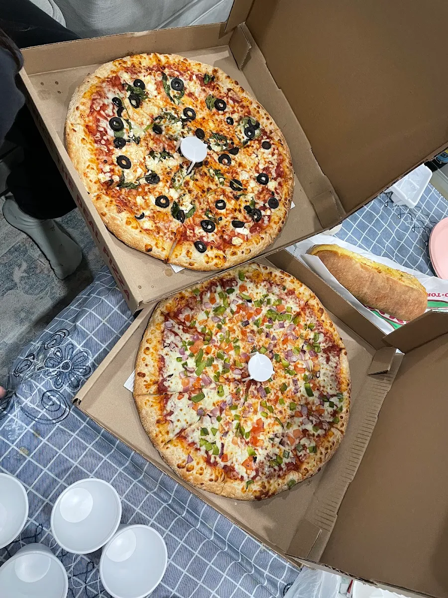 Highlights, Twice The Deal Pizza (Georgetown)