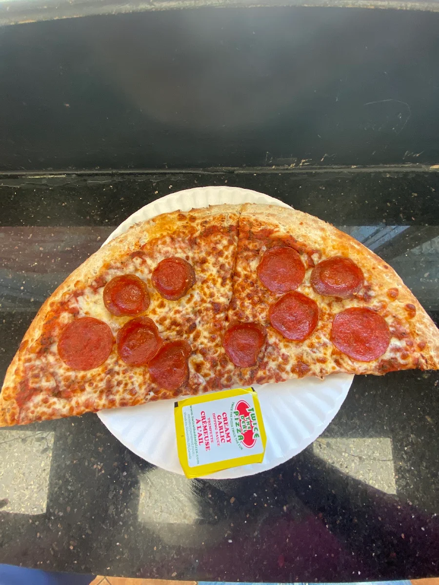14" Large Mediterranian Pizza