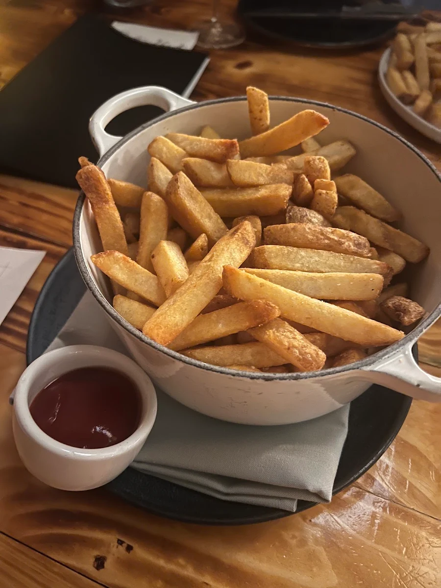 Pot O' Parmesan Black Truffle Fries