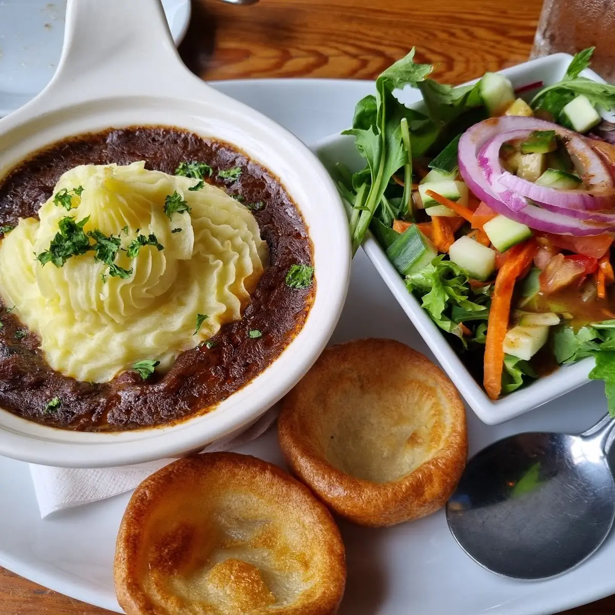 Steak and Mushroom Bowl, Tir Nan Og