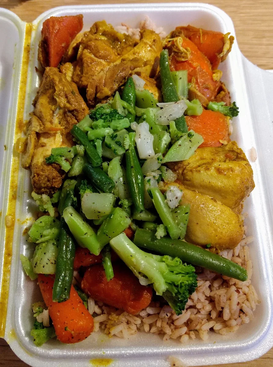 Large Curry Chicken