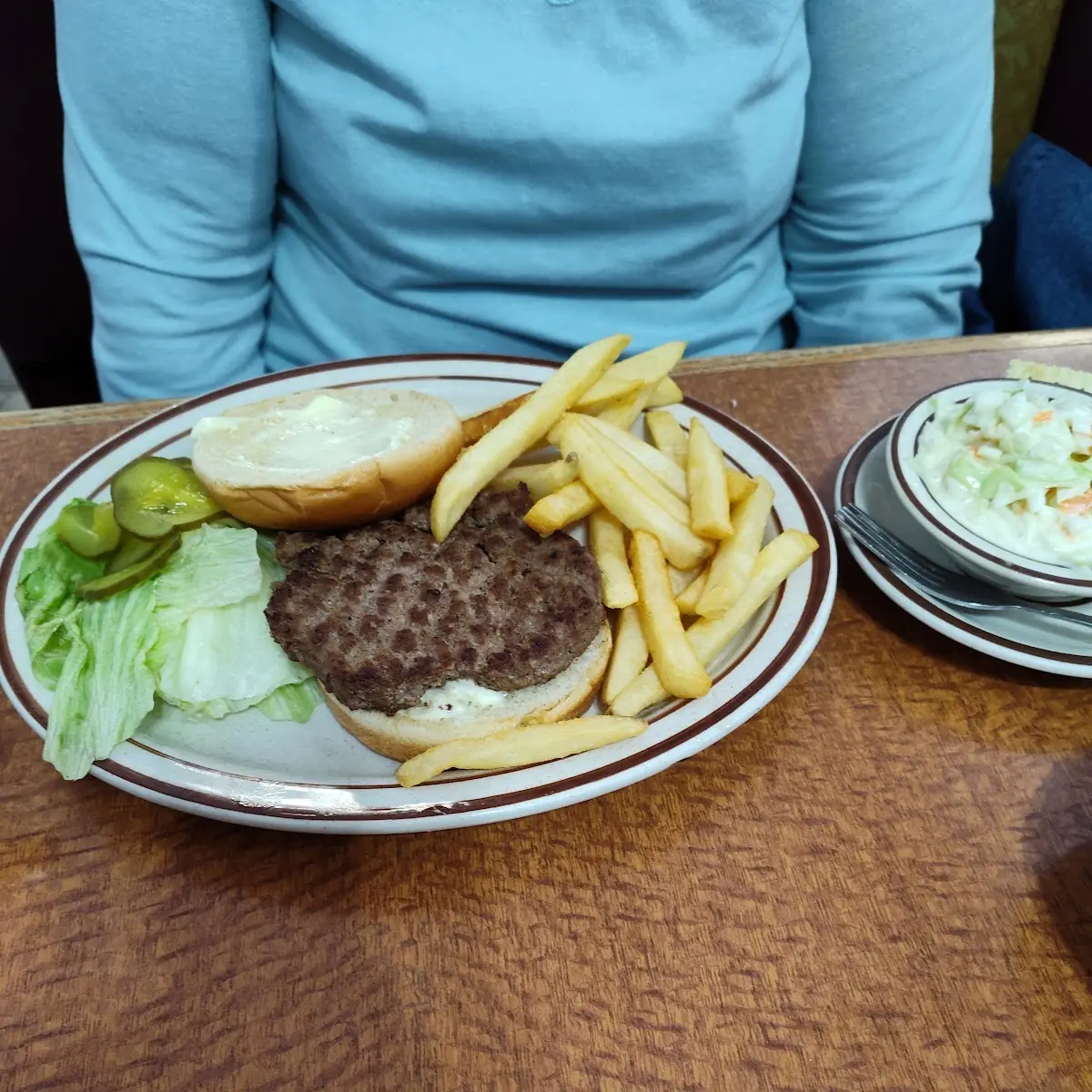 VIP Mega Burger
