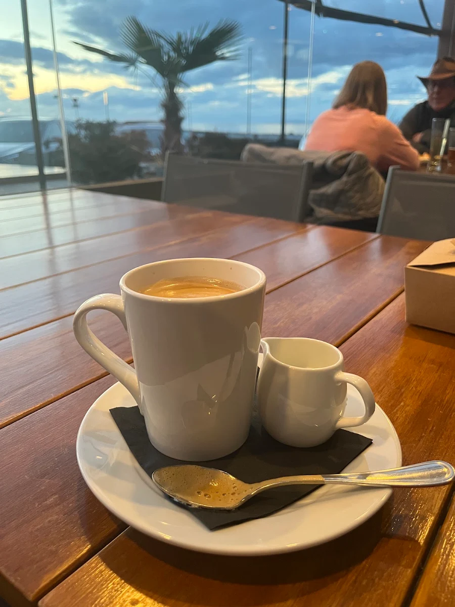 Drip Coffee, Qualicum Beach Cafe
