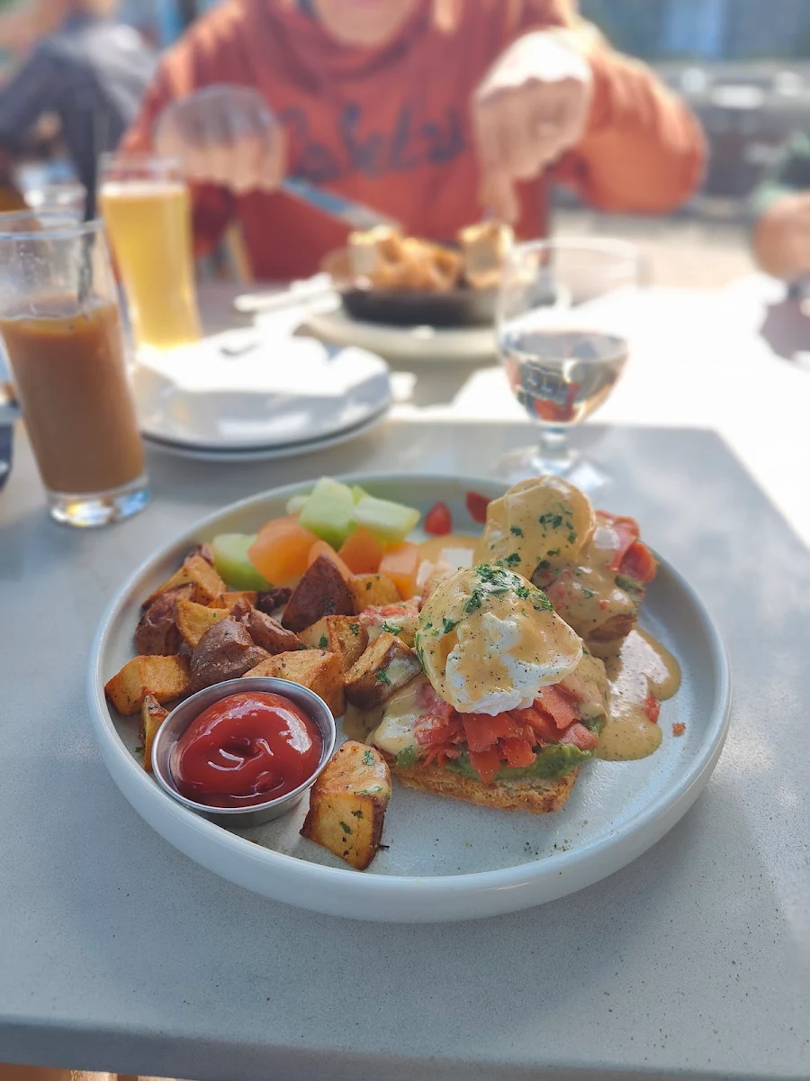 Smoked Salmon Benny, Qualicum Beach Cafe