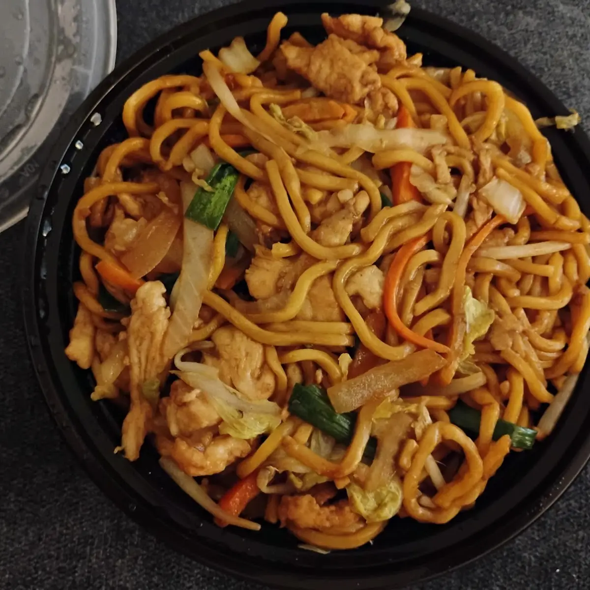 Chicken Lo Mein