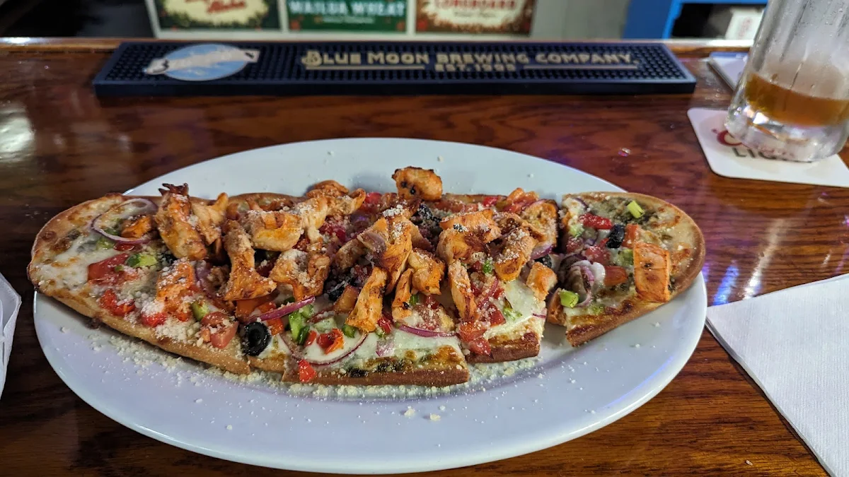 Kickin' Chikin' Flatbread Pizza