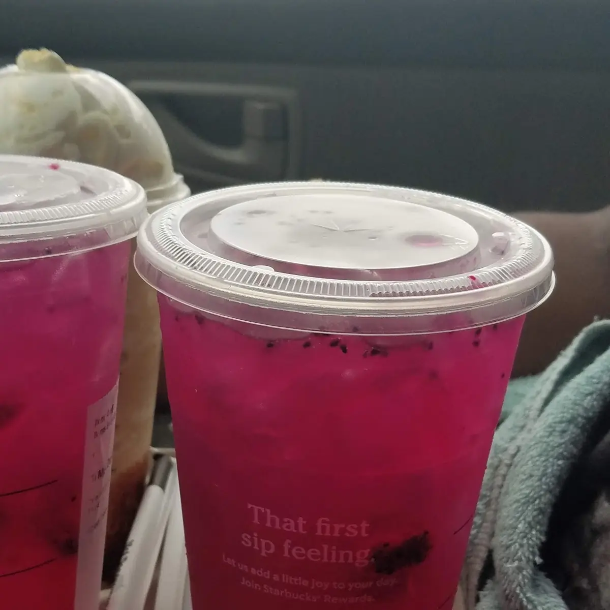 Dragon Fruit Lemonade Refresher