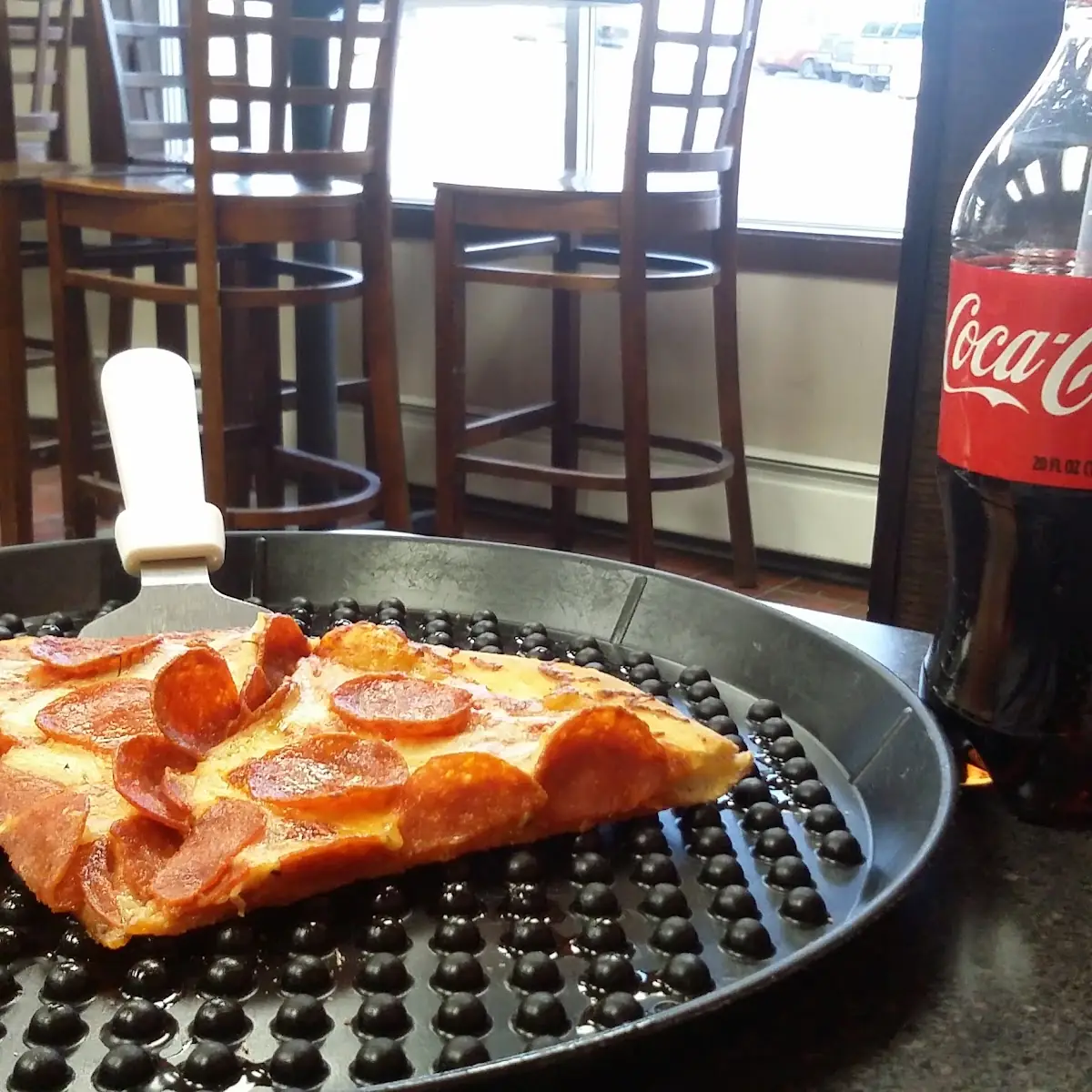 Pepperoni Pizza and Co'Cola