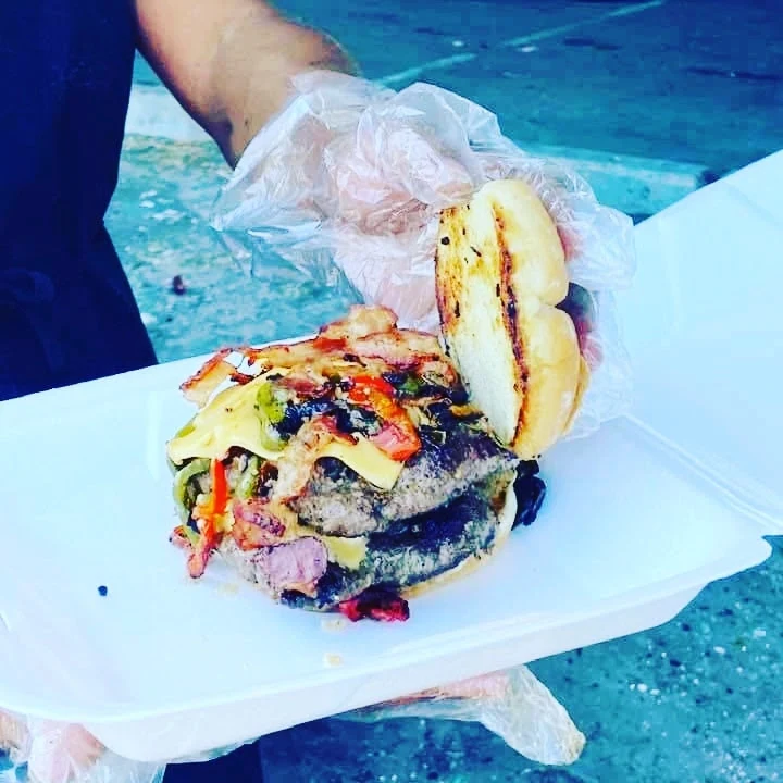Big Bacon Snappa Burgers