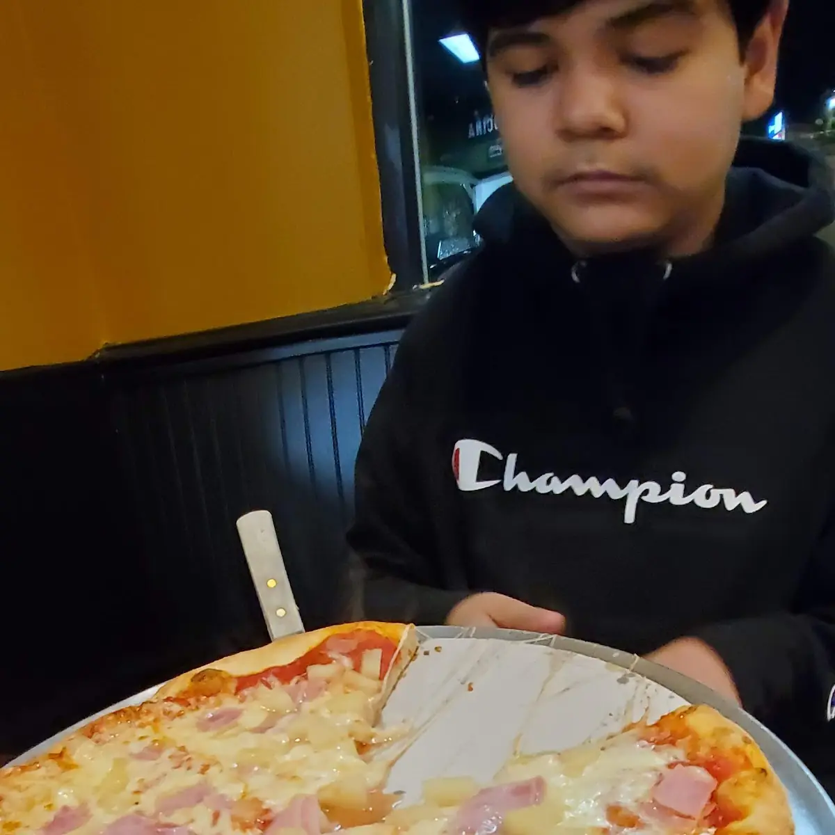 Hawaiian Pizza