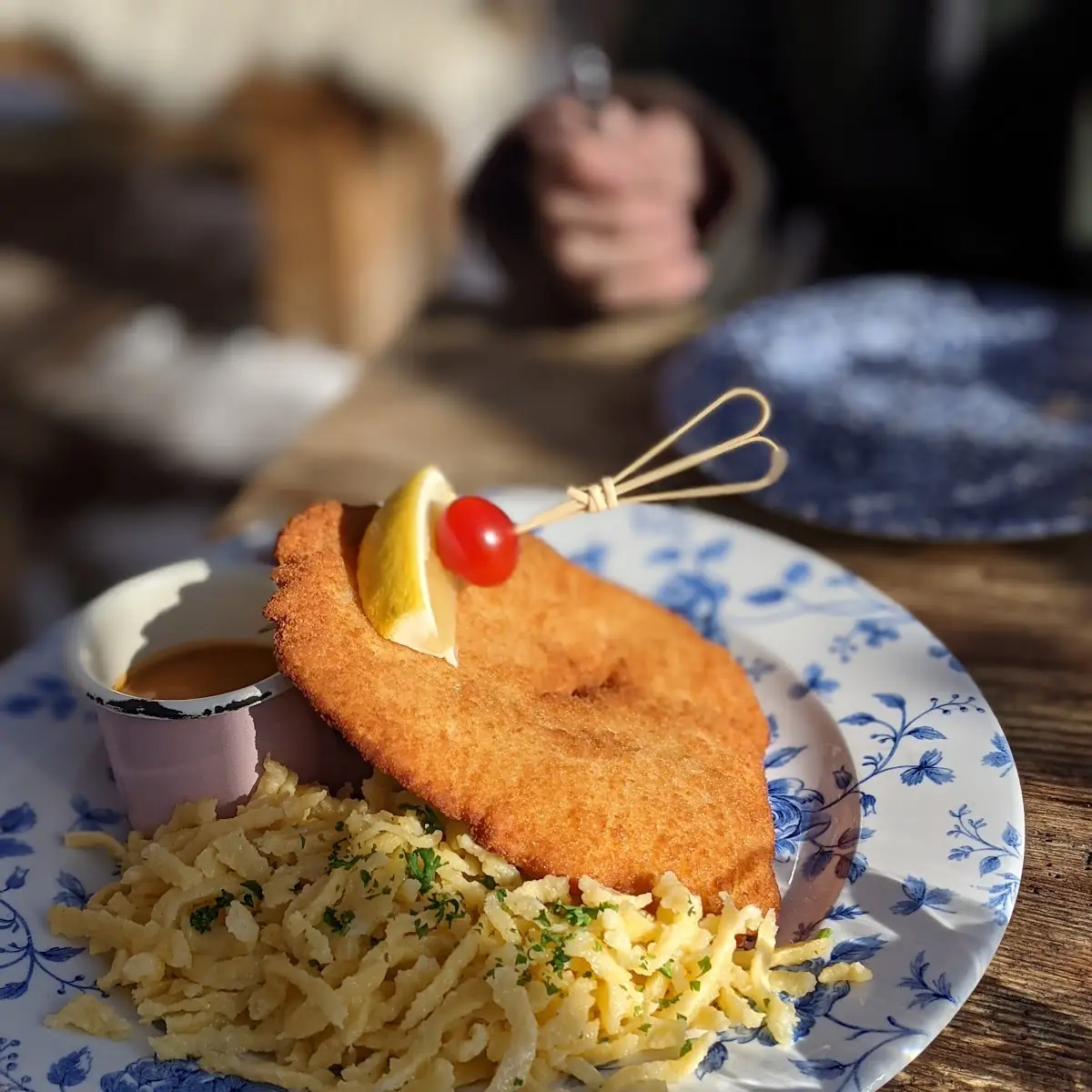Schnitzel Rockies & Roses