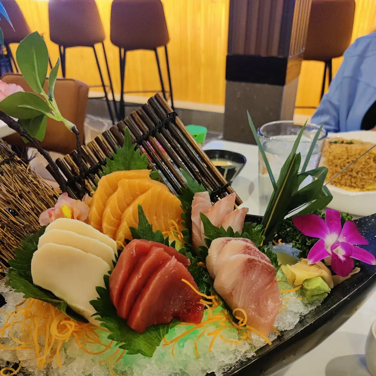Sashimi Deluxe
