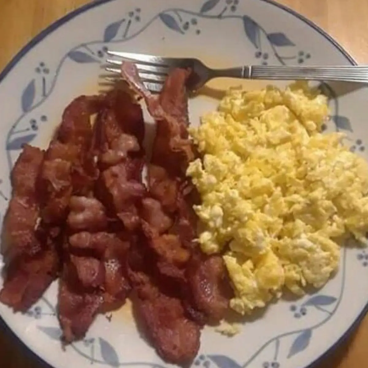 Kids Scrambled Egg with Bacon